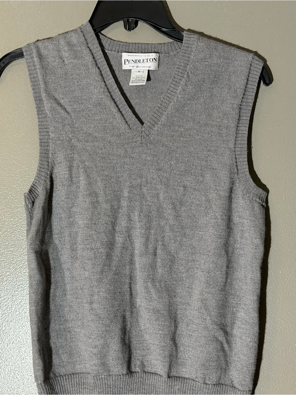 Pendleton Gray Merino Wool Sweater Label Close-Up